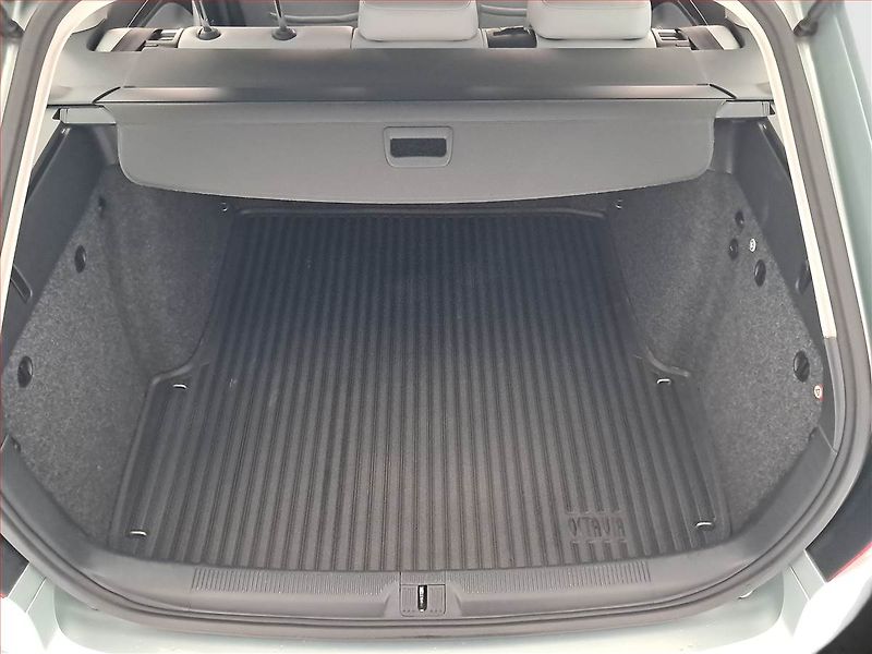 Škoda Octavia (2011) 2.0 TDI, Xenony, Tempomat - fotka 13 z 17