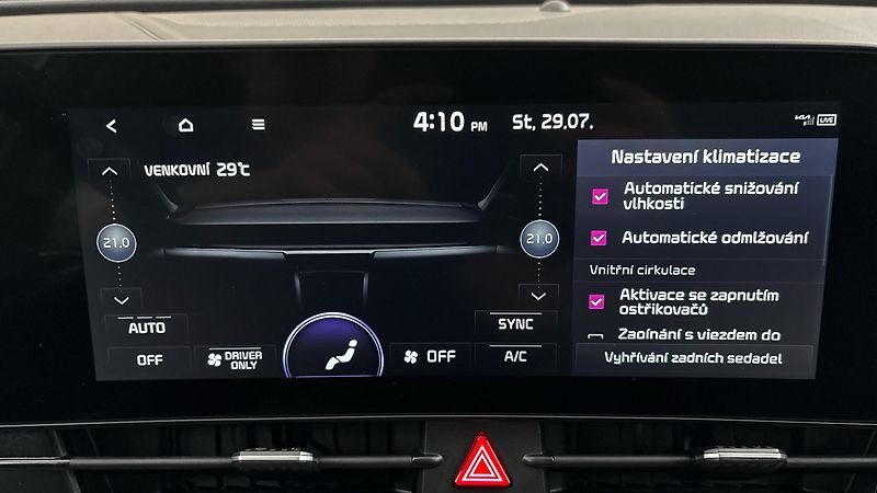 Kia Sportage 1.6 T-GDI Hybrid AUT 4x4 Top - fotka 28 z 31