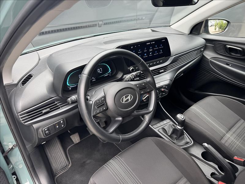 Hyundai i20 1,2 i WAVE ZÁRUKA ČR DPH - fotka 9 z 28