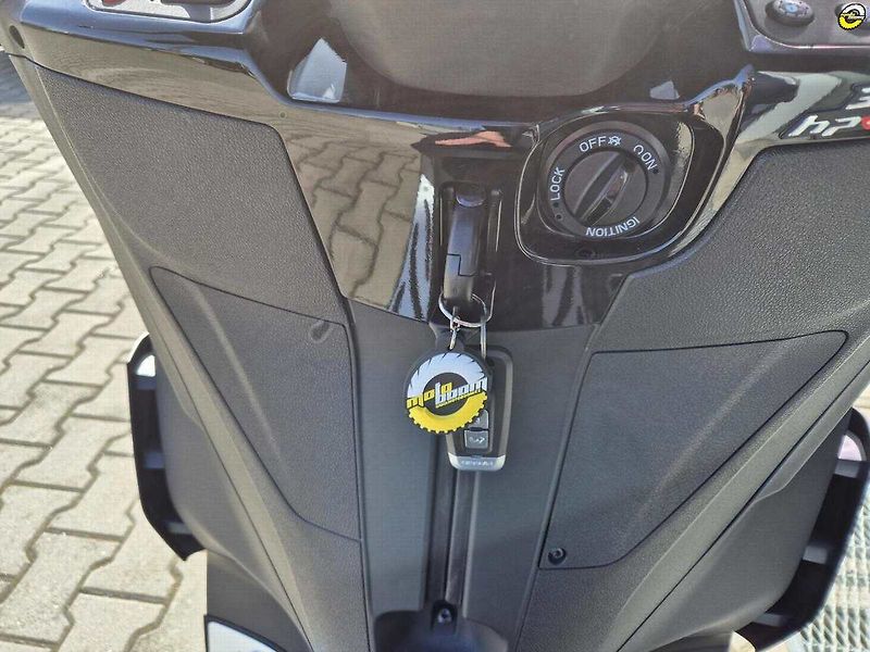 Piaggio MP3 300 (2026) MP3 310 SPORT - fotka 15 z 24