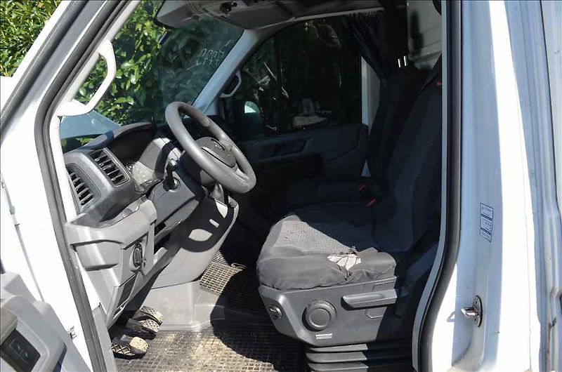 Volkswagen Crafter (2021) 2,0 TDI  VALNÍK + PLACHTA - fotka 13 z 13