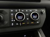 Land Rover Defender 110 D250 X-DYNAMIC SE AWD AUT  - náhled 26