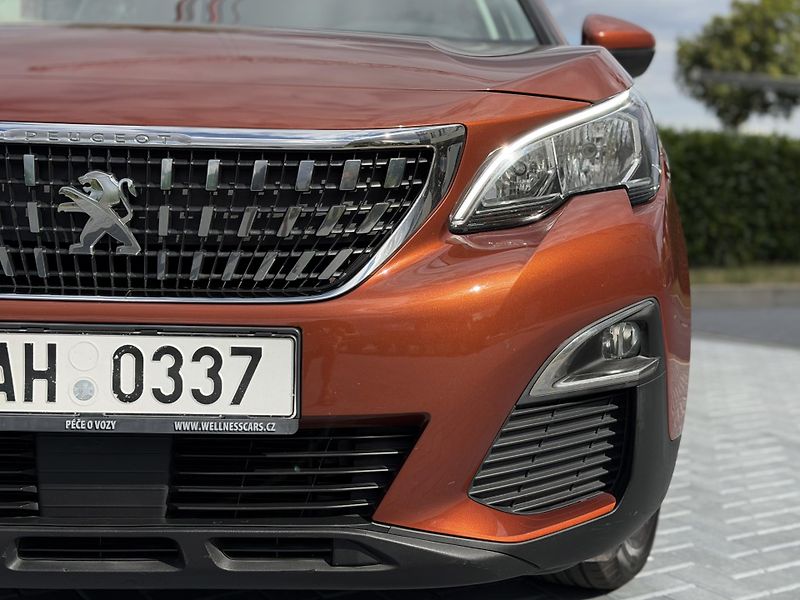 Peugeot 3008 (2018) 1.6 PureTech 133 kW/tažné - fotka 8 z 22