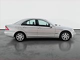 Mercedes-Benz Třídy C (2003) C 240 4MATIC, 4X4, Automat - náhled 6