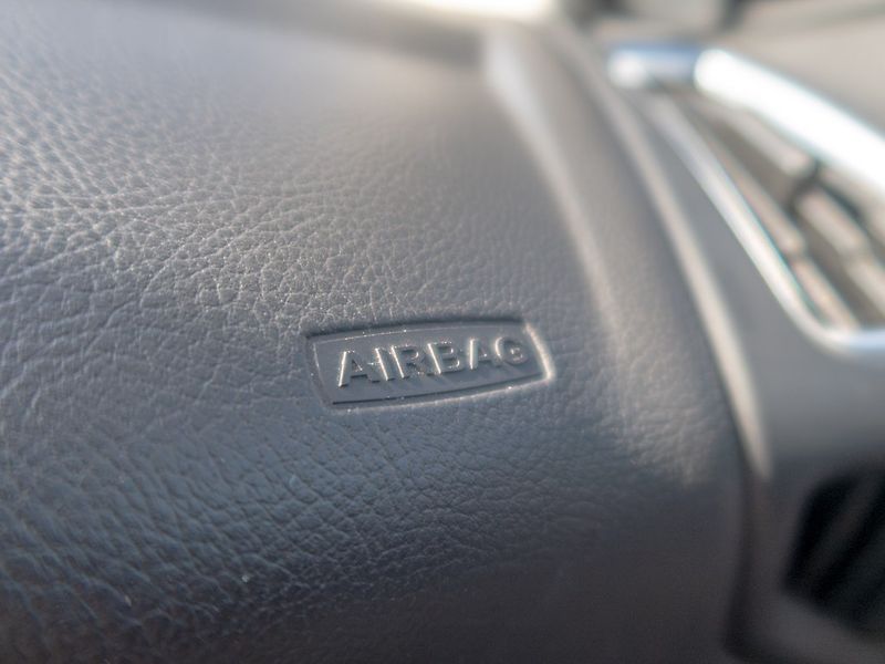 Ford Focus (2015) ČR 1.6D 85KW – PO ROZVODECH - fotka 27 z 43