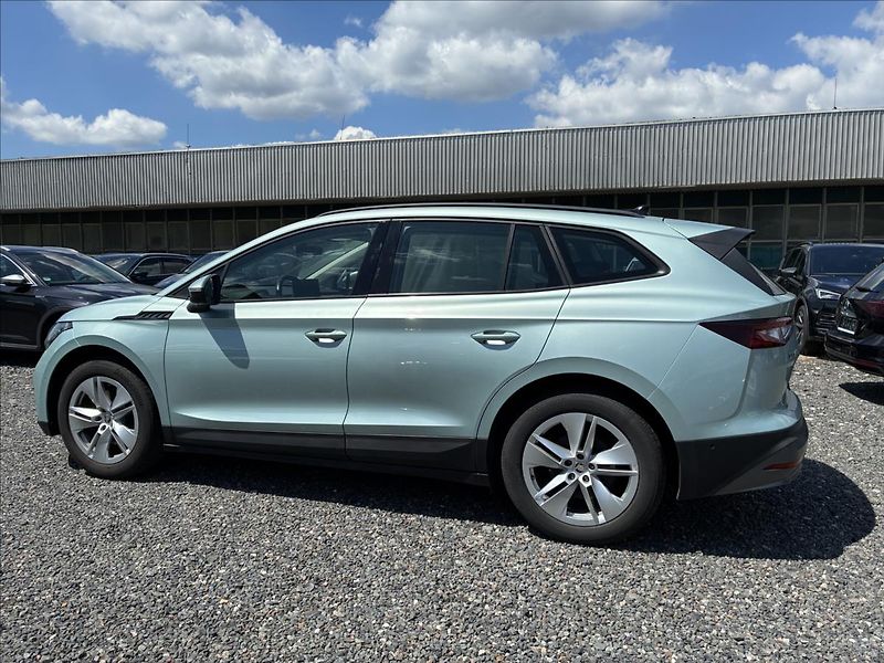 Škoda Enyaq 0,0 IV60 132KW 62kWh TAŽNÉ - fotka 3 z 25