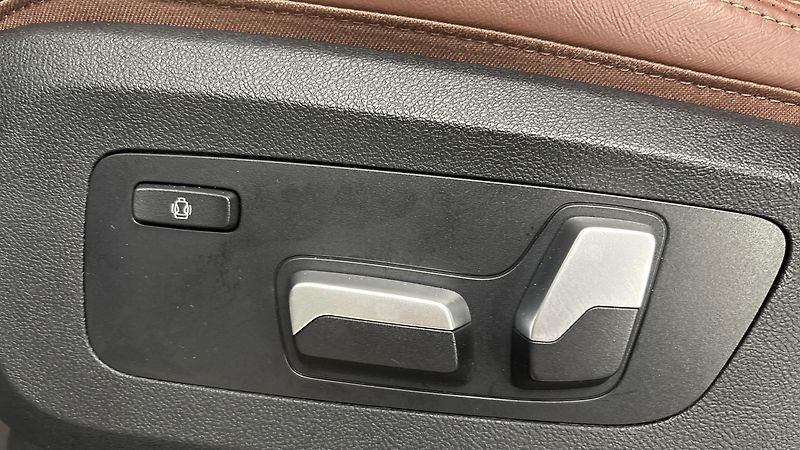 BMW X5 30d AUT xDrive M-paket - fotka 21 z 29