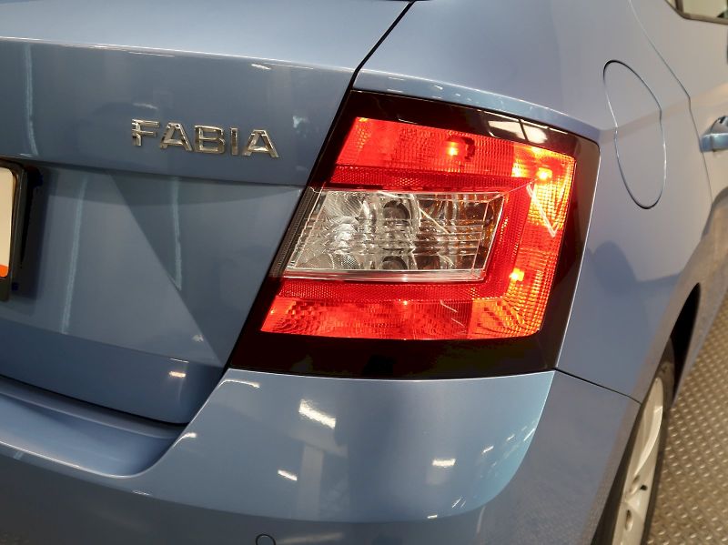 Škoda Fabia (2016) STYLE 1.2TSI 66KW - fotka 11 z 29