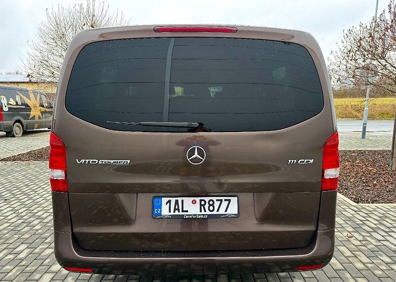 Mercedes-Benz Vito (2017) Tourer 111CDI lang W447 9 MÍST - fotka 7 z 15