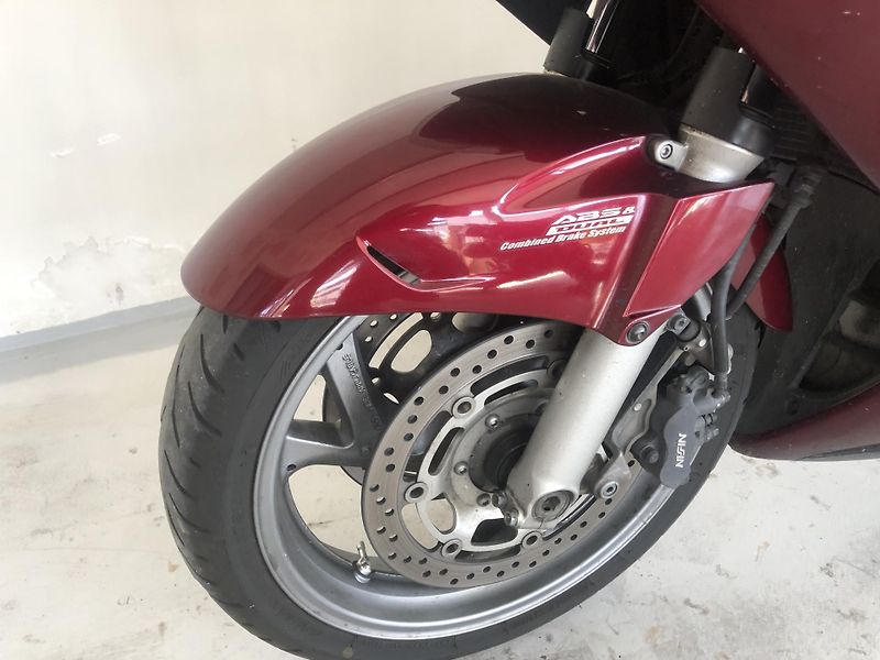 Honda ST 1300 Pan European ABS - fotka 9 z 21