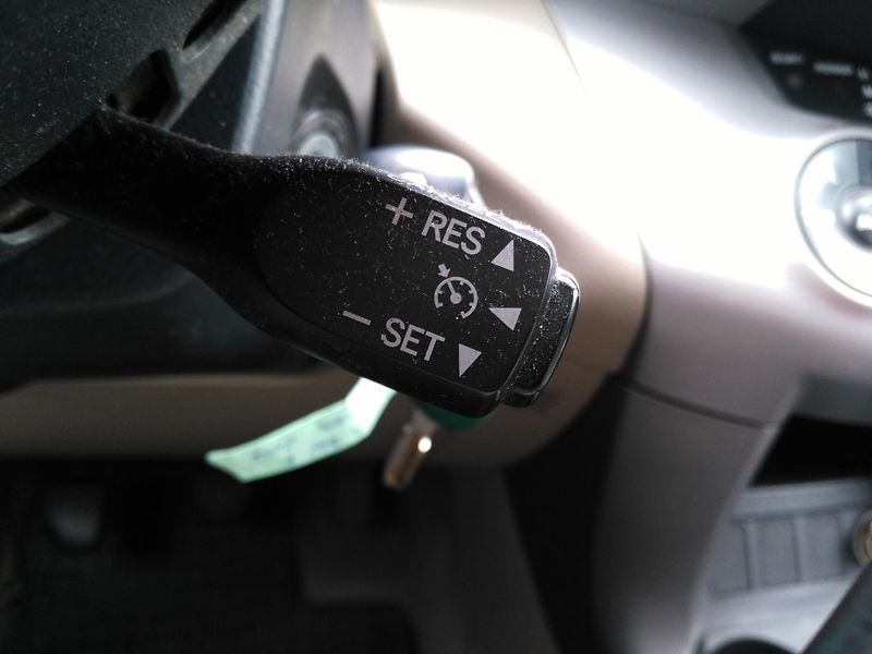 Toyota RAV4 2,2 D-4D - fotka 18 z 31