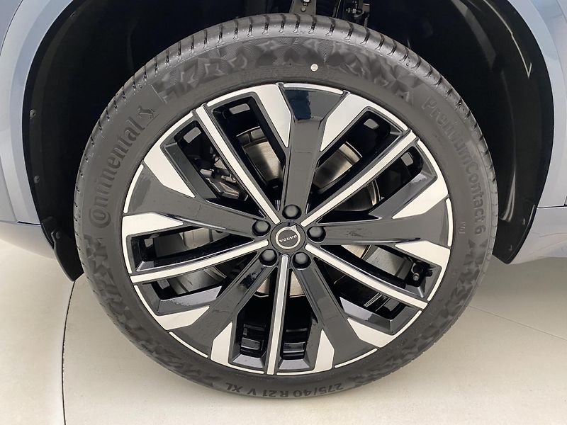 Volvo XC90 (2026) B5 AWD AUT BRIGHT ULTRA 7míst - fotka 18 z 74