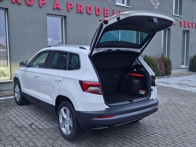 Škoda Karoq 2.0 TDI 110kW Style,ČR,1.Maj. - fotka 42 z 50