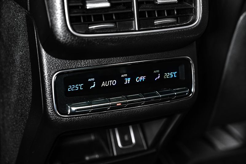 Mercedes-Benz GLS 580 4MATIC BURM/360/HUD/7/AIR/ - fotka 18 z 23