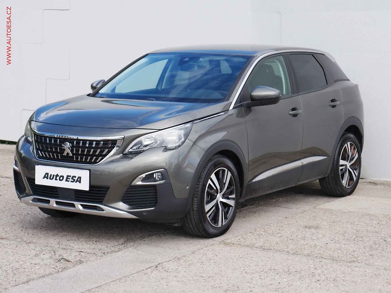 Peugeot 3008 (2019) 1.5 HDi, Allure, navi, kamera - fotka 3 z 16
