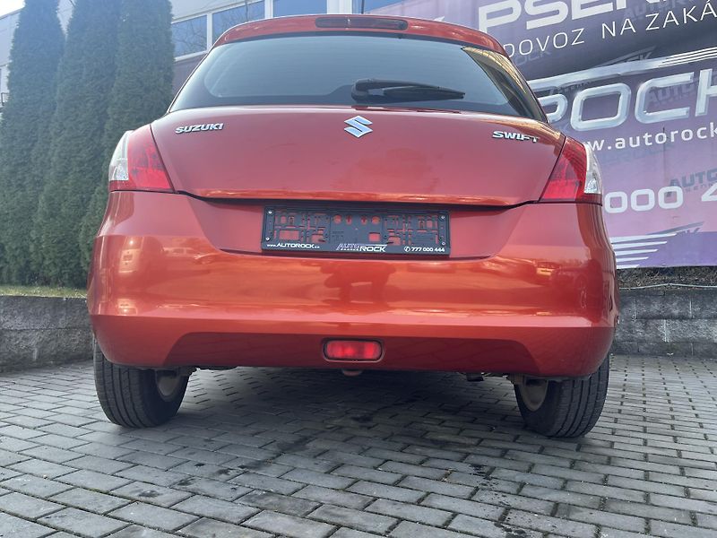 Suzuki Swift 1.2/69kW - fotka 6 z 18