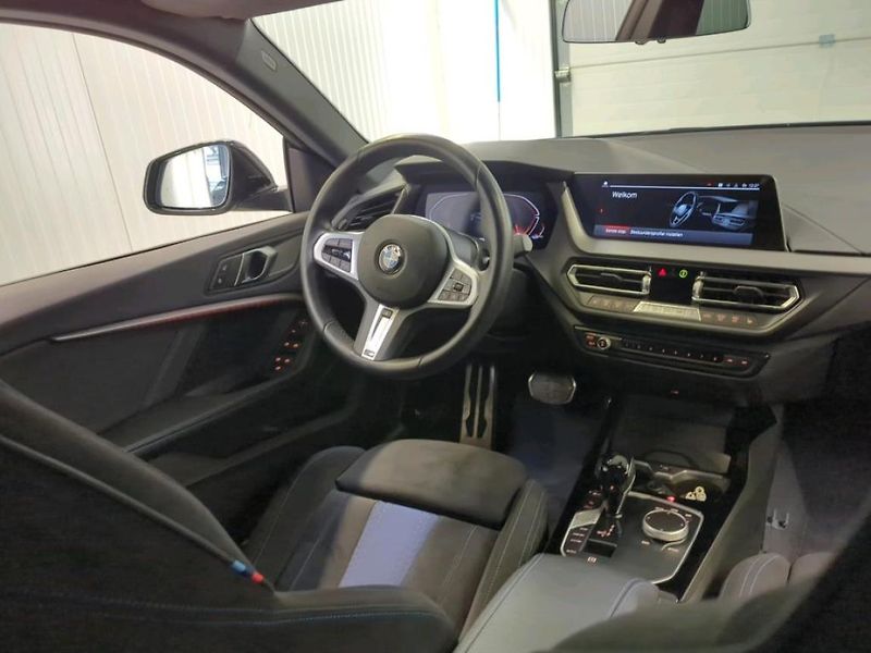 BMW Řada 2 218i Gran Coupé - fotka 6 z 6