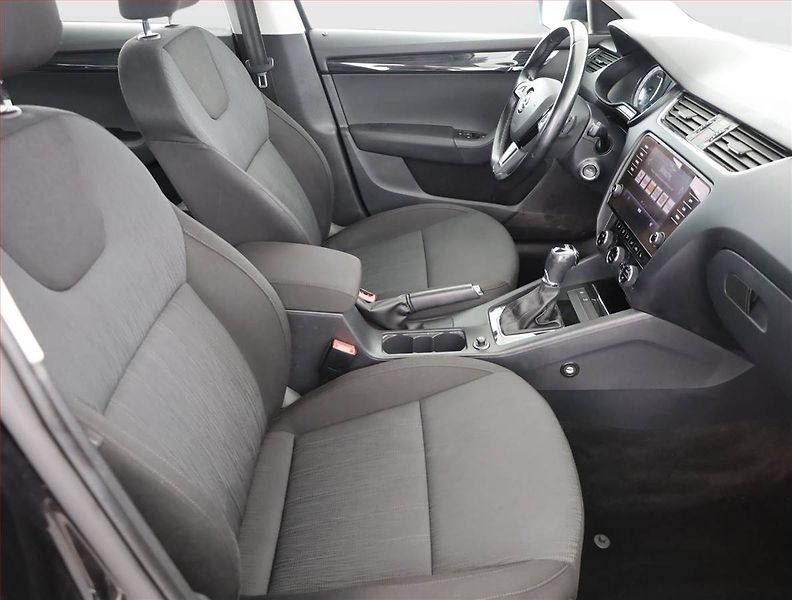 Škoda Octavia (2017) Style 1.6 TDI, Automat - fotka 7 z 17