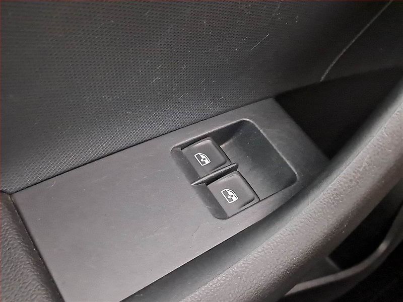 Škoda Rapid (2015) Spaceback 1.6 TDI - fotka 16 z 17