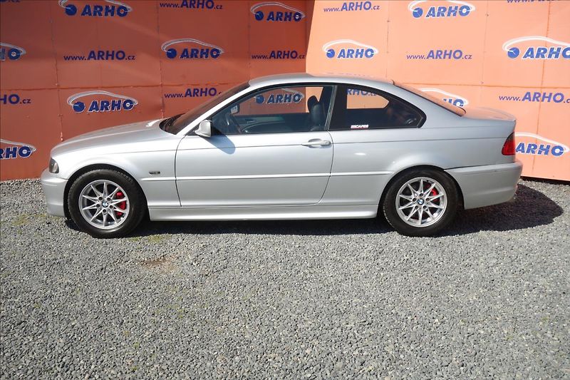 BMW Řada 3 318 Ci, SERVISNÍ KNIHA. - fotka 4 z 35