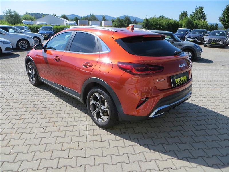 Kia XCeed 1,5 T-GDI 118kW Exclusive ČR - fotka 5 z 26