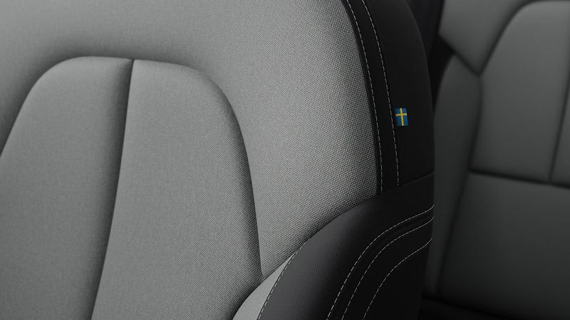 Volvo XC40 (2026) B3 BLACK EDITION PLUS AUT - fotka 4 z 17