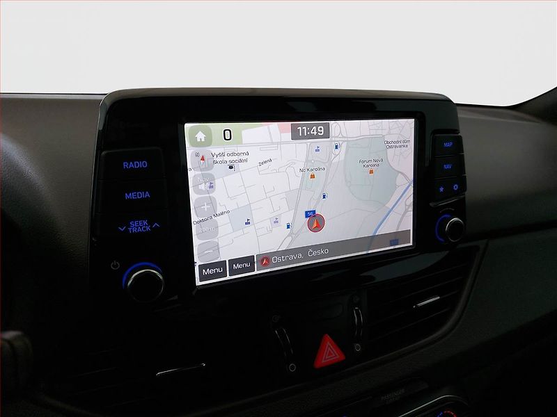 Hyundai i30 (2018) 1.4 T-GDI, Navi, Xenony - fotka 10 z 16