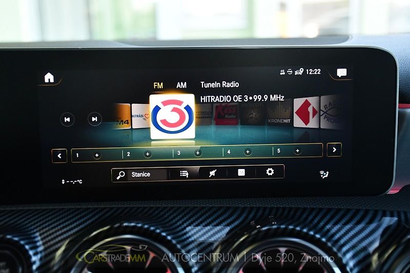Mercedes-Benz Třídy A A 35 AMG 4MATIC AERO - fotka 41 z 55