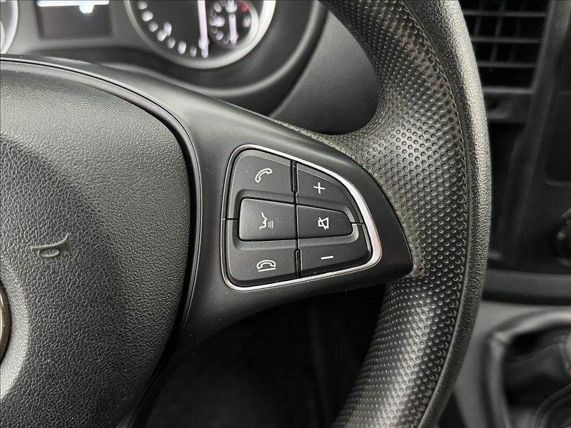 Mercedes-Benz Vito 1,8 LONG LED DPH VÝHŘEV KAMERA - fotka 10 z 44