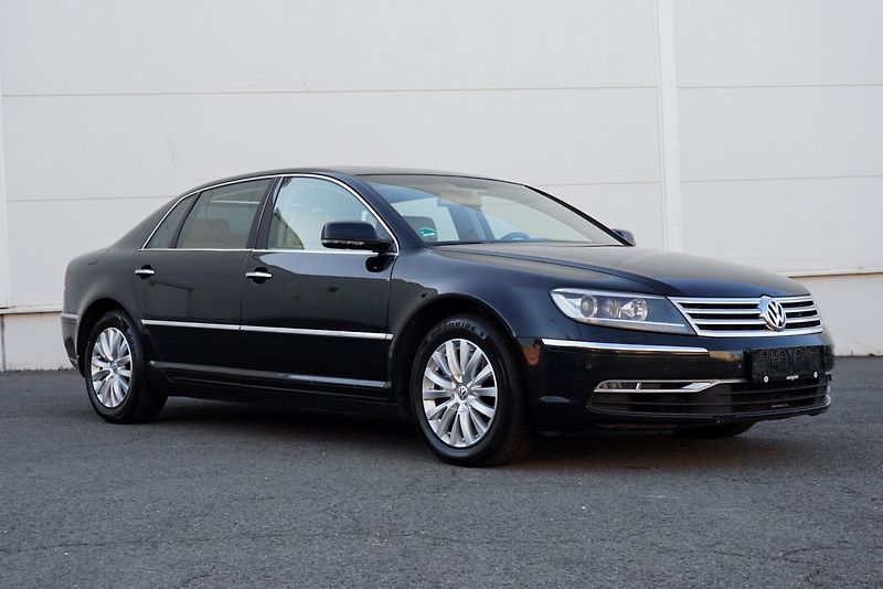 Volkswagen Phaeton 3.0 TDi 176kW LONG 4motion - fotka 4 z 36