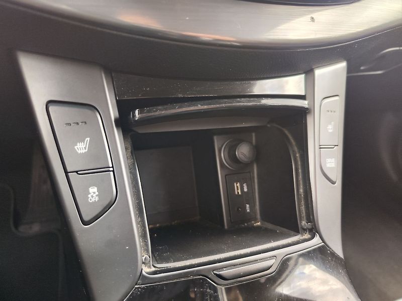 Hyundai i40 1.7 CRDI/104kW Experience AT - fotka 21 z 33