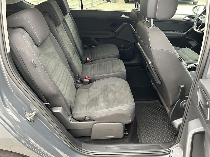 Volkswagen Touran 2.0 TDi Marathon  edition - fotka 8 z 26