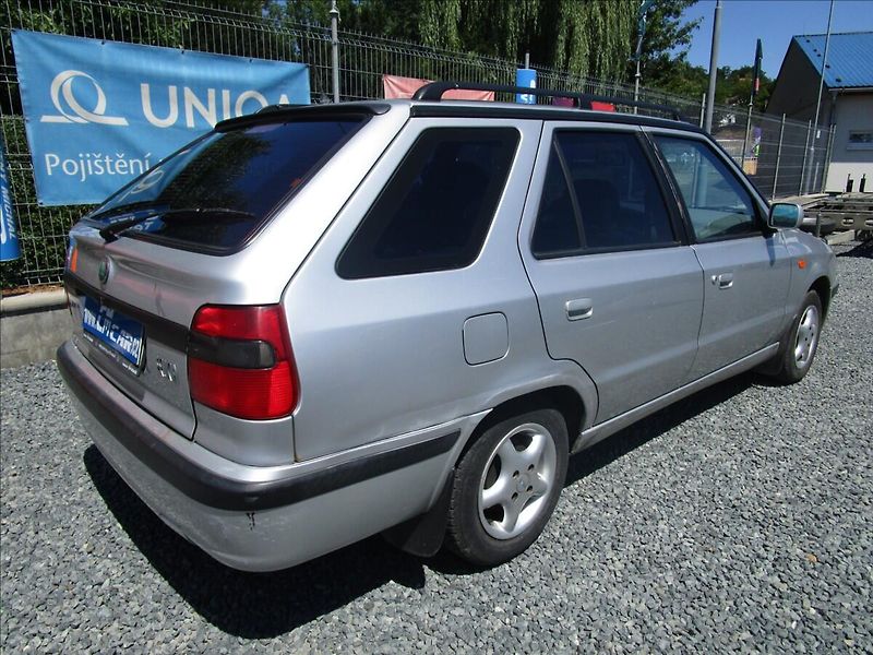 Škoda Felicia Combi 1.6MPi LX, Klima, 2. maj - fotka 4 z 40