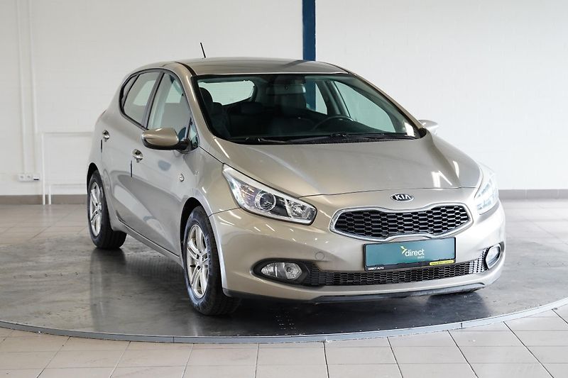 Kia Ceed - fotka 8 z 22