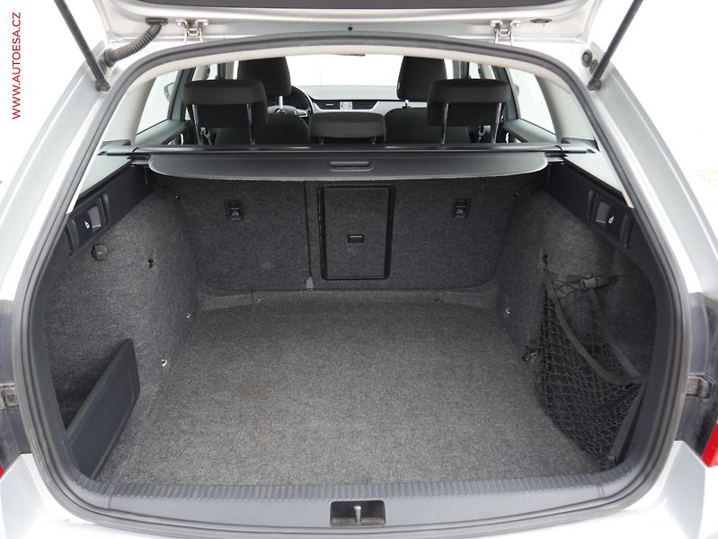 Škoda Octavia (2015) 1.6 TDi, ČR, Ambition - fotka 7 z 14
