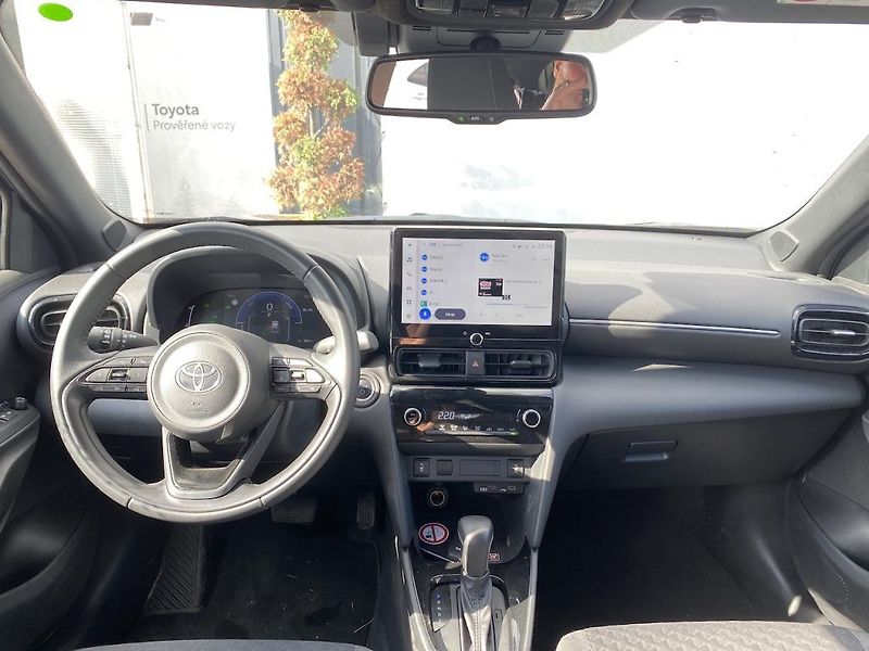 Toyota Yaris Cross 1.5HEV, ČR, Style, DPH - fotka 10 z 12