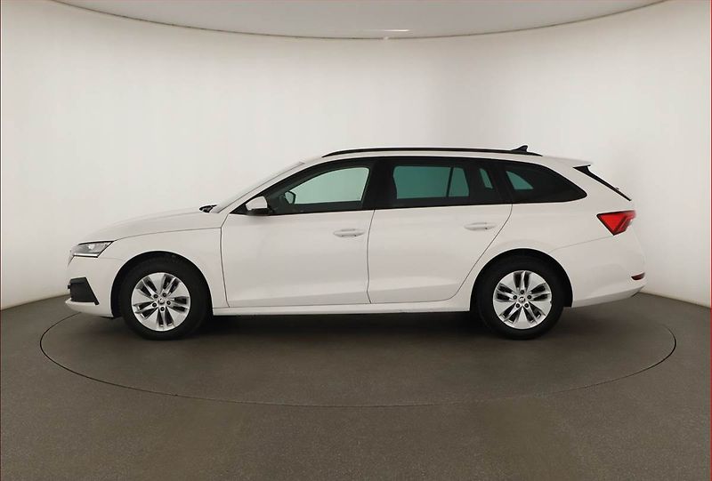 Škoda Octavia (2023) Ambition 1.5 TSI - fotka 3 z 18