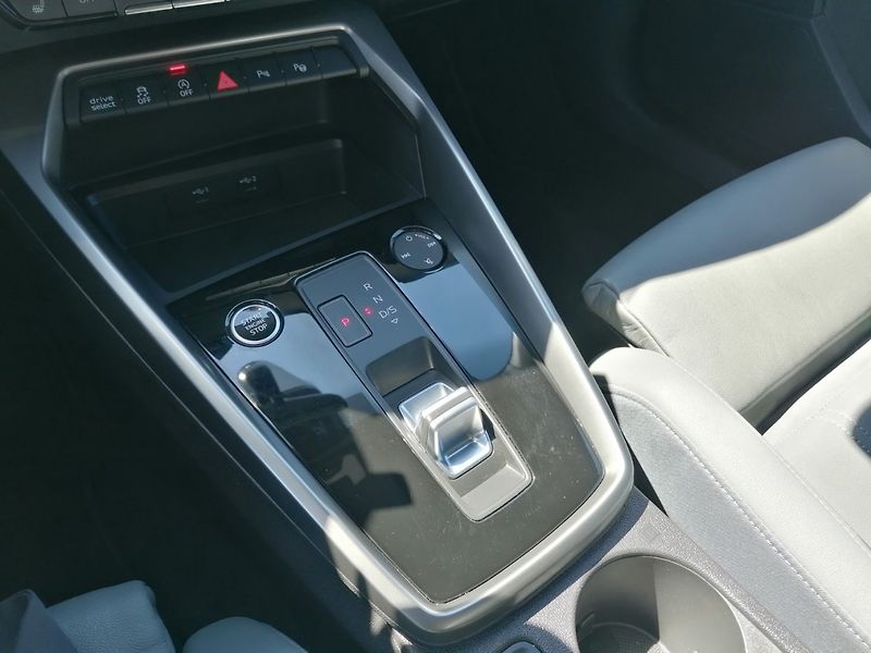 Audi A3 (2022) 35 TDi Sedan, Kůže ACC - fotka 12 z 32