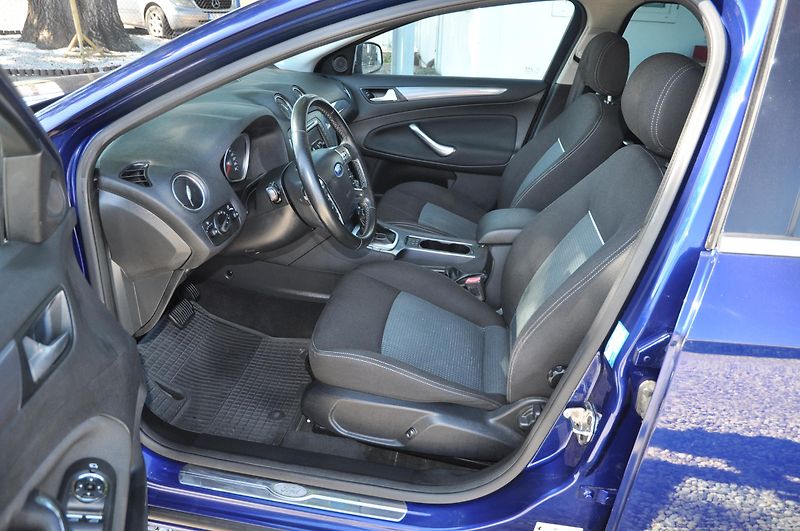 Ford Mondeo 2.0TDCi 103kW KOMBI Automat - fotka 6 z 21