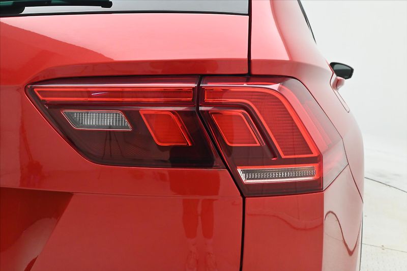 Volkswagen Tiguan 2,0 TDI 110 kW DSG Life Záruka - fotka 32 z 33