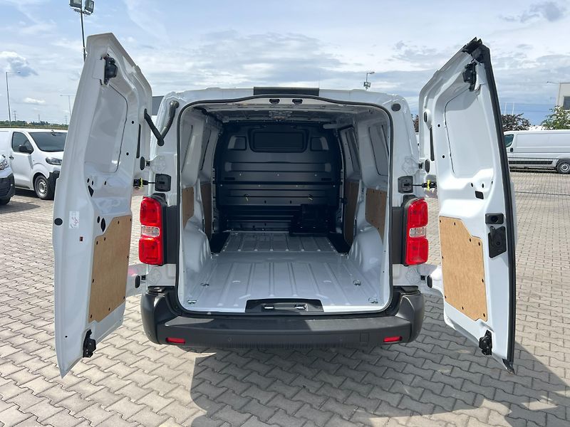 Peugeot Expert (2026) Furgon L3 2,2 BlueHDi 150k - fotka 9 z 15