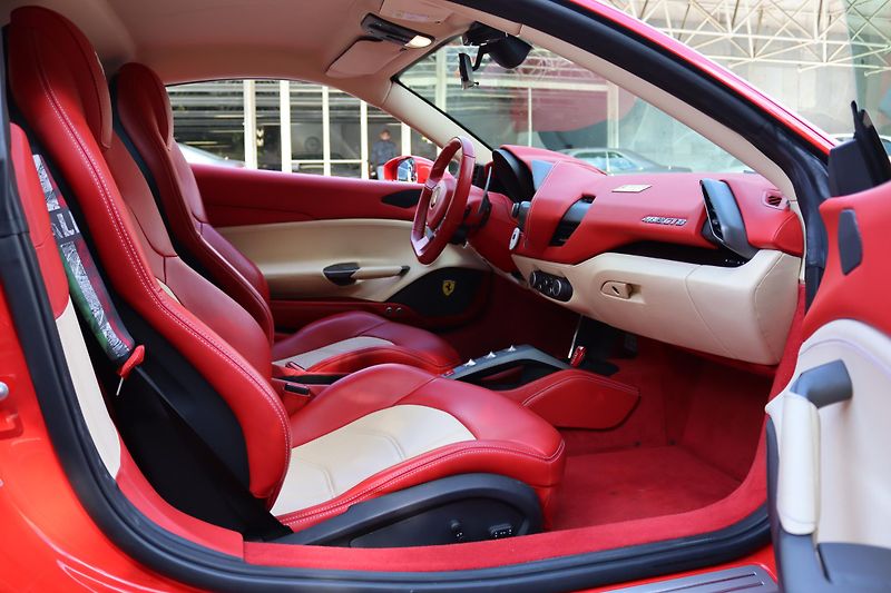 Ferrari 488 (2019) 488 GTB | 1. Majitel | ČR  - fotka 60 z 75