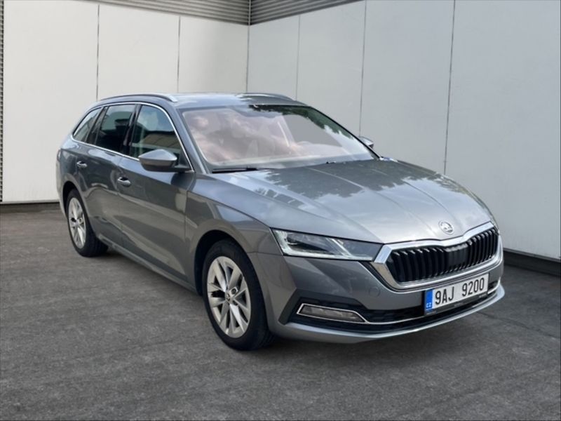 Škoda Octavia 2,0 TSI 140 Style 4x4 AT - fotka 1 z 11