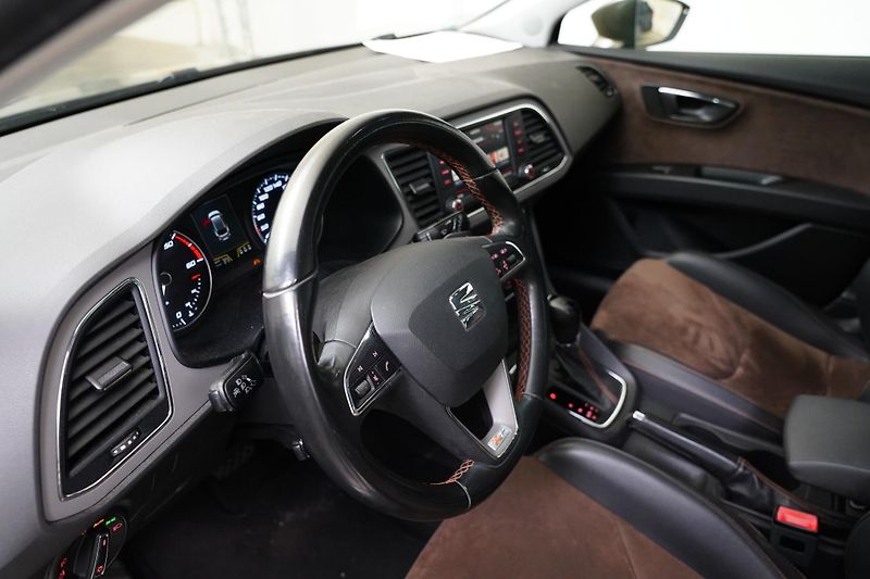 Seat Leon - fotka 14 z 26