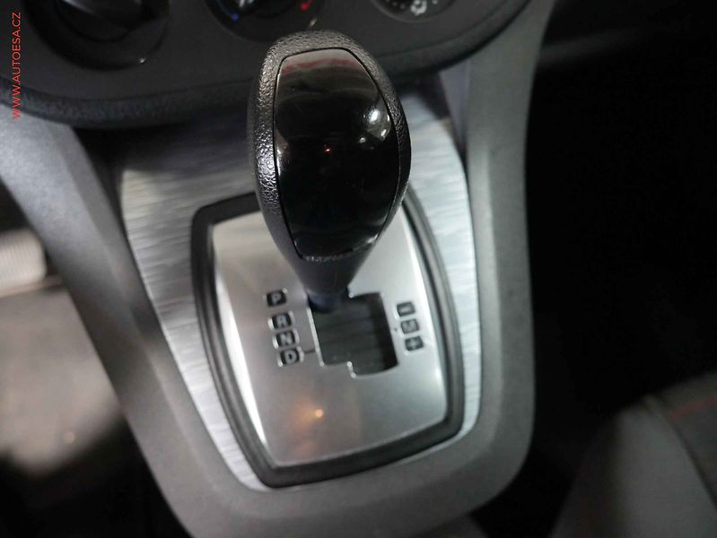Ford C-MAX (2008) 2.0i, AT, AC, temp - fotka 14 z 15
