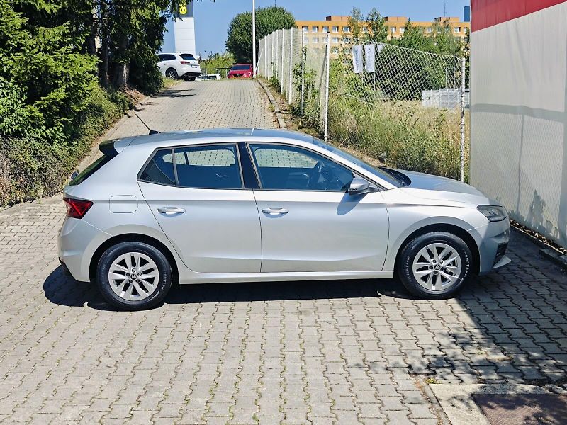 Škoda Fabia (2025) 1,0 MPI 59 kW 130 let - fotka 35 z 37