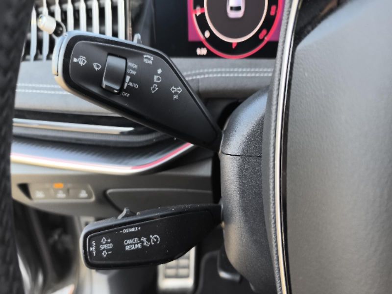 Škoda Superb 2.0 TDi 4x4 Sportline - fotka 21 z 27