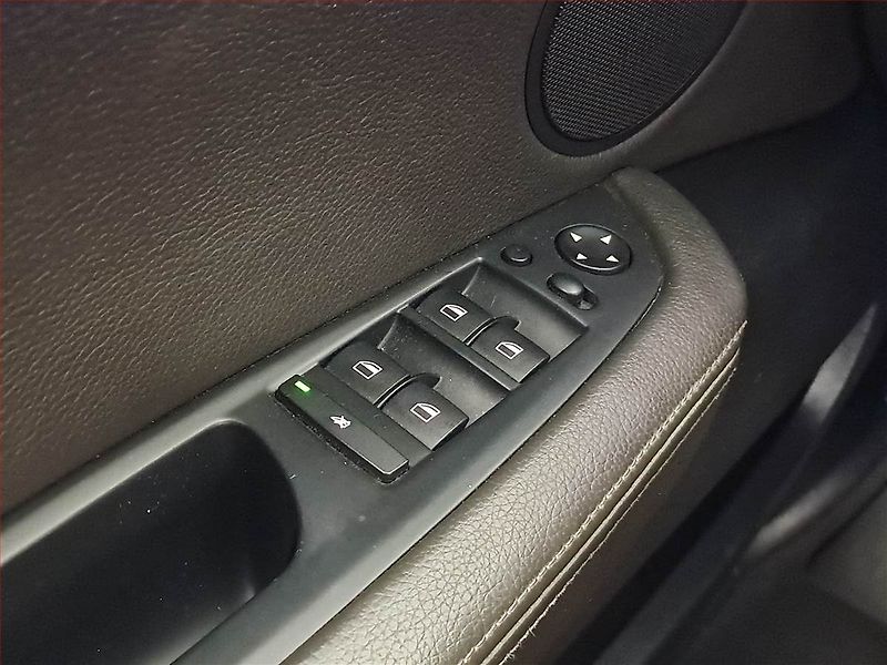 BMW X5 (2012) xDrive40d, 4X4, Automat, Kůže - fotka 20 z 22