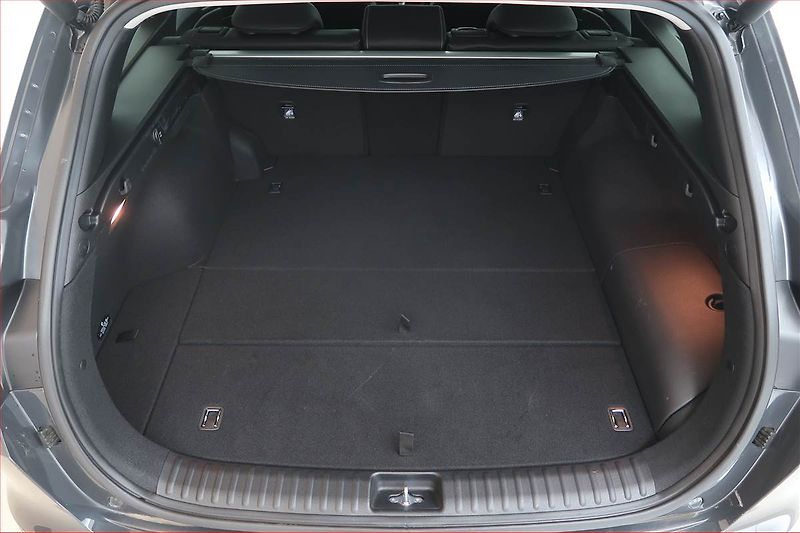 Kia Ceed (2025) 1.6 GDI plug-in - fotka 13 z 20