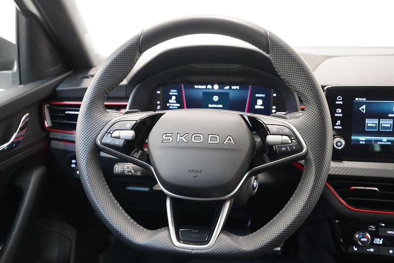 Škoda Kamiq - fotka 18 z 27
